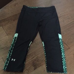 Black/aqua/green UA capris